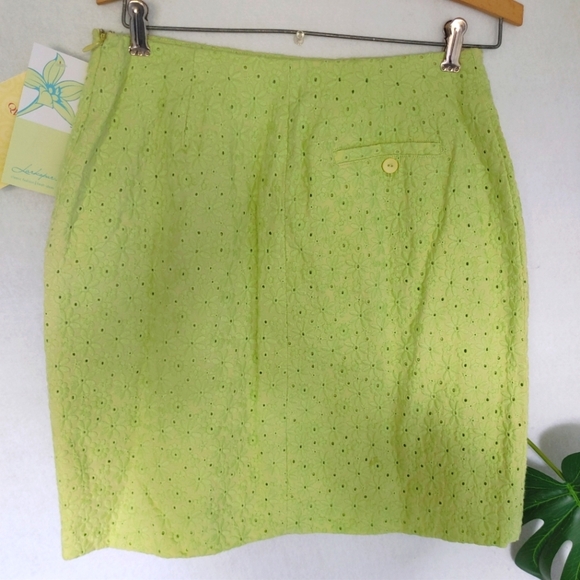 Denim & Co Larkspur Lime Floral Textured Skirt - Picture 5 of 8